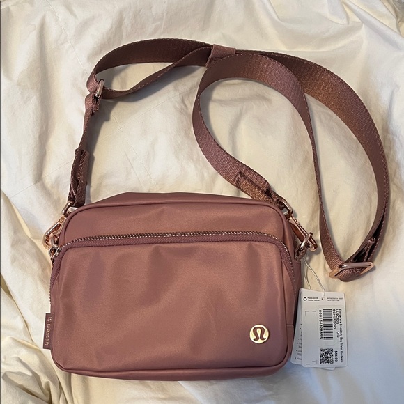lululemon athletica Handbags - NWT lululemon Everywhere Crossbody Bag